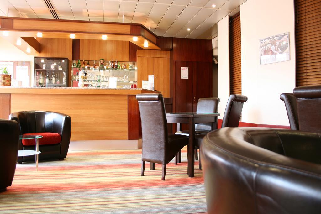 The Originals City, Hotel Le Forum, Strasbourg Nord Schiltigheim Kültér fotó
